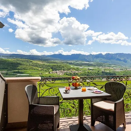 Relais Quercia Couette-café Tassullo